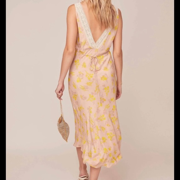 Astr the Label In Your Dreams Floral Midi Dress - Picture 3 of 6